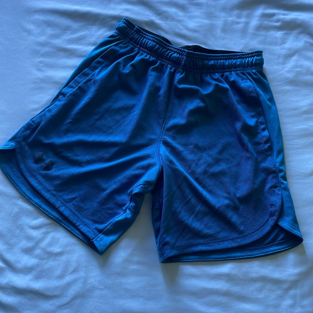 [Under Armour] Loose Fit Athletic Shorts